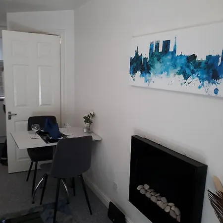 Victoria Bar Within The Walls Free Parking *