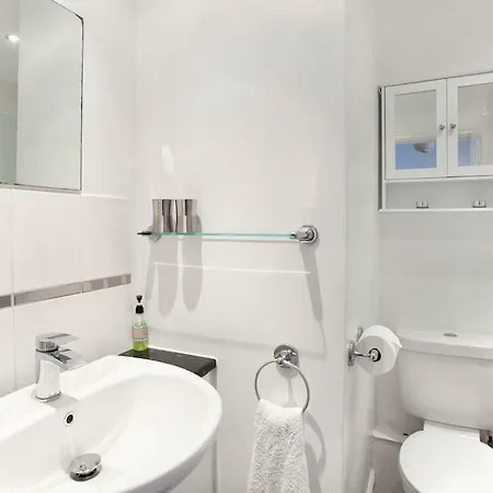 Victoria Bar Within The Walls Free Parking * York